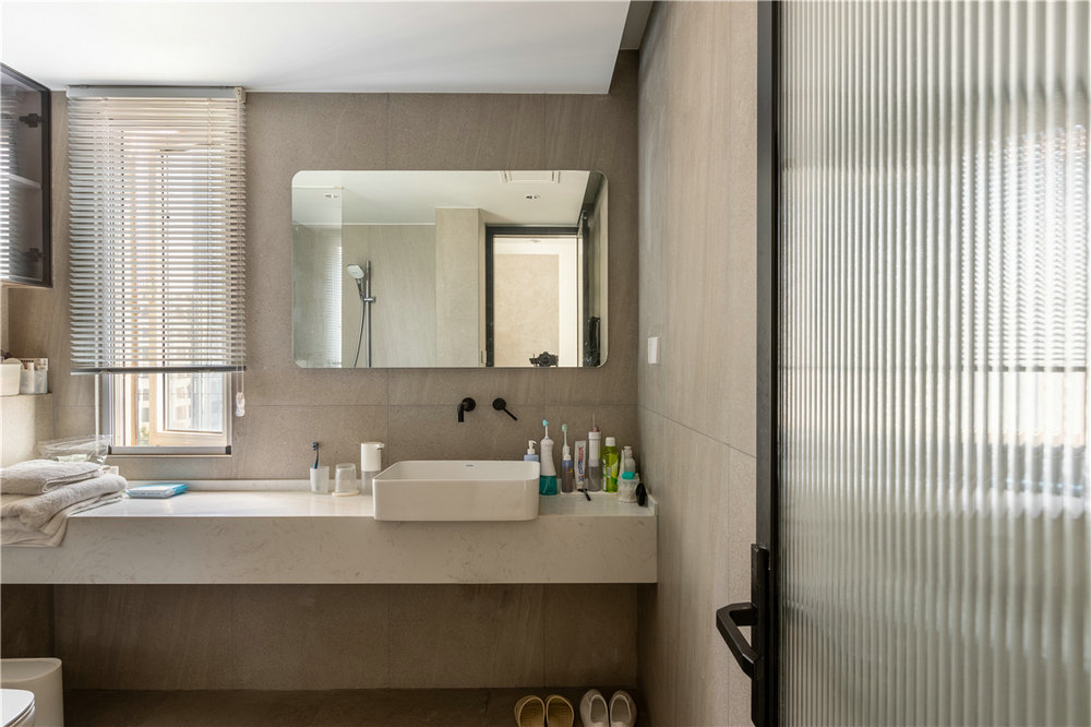 江城雅居現(xiàn)代極簡風格裝修效果圖