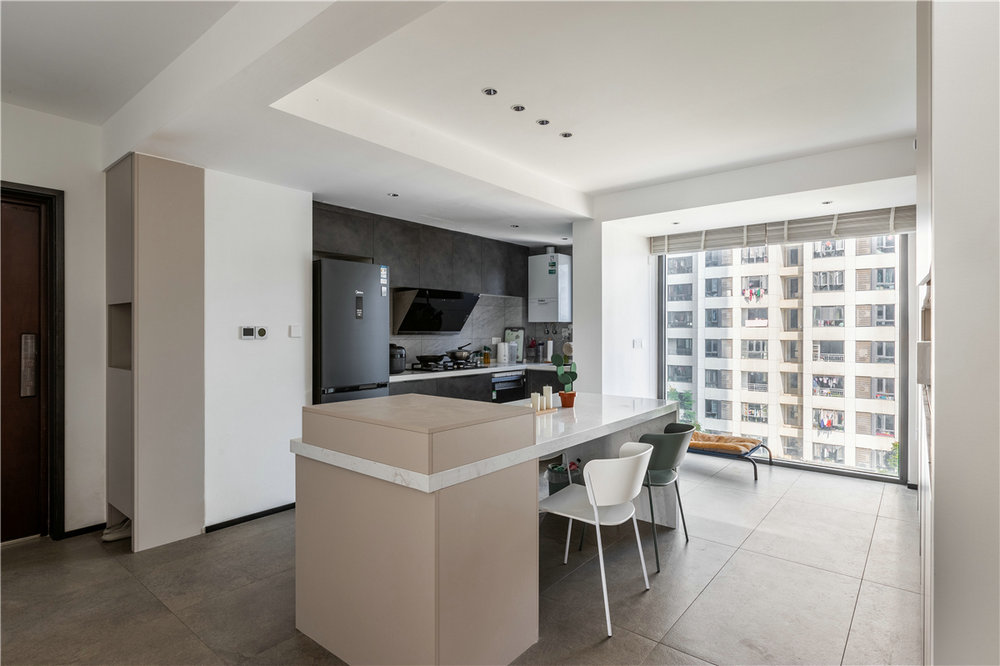 江城雅居現(xiàn)代極簡風格裝修效果圖