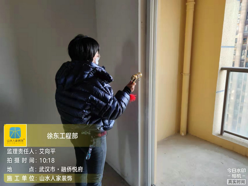 融僑悅府小區(qū)裝修工地開工大吉