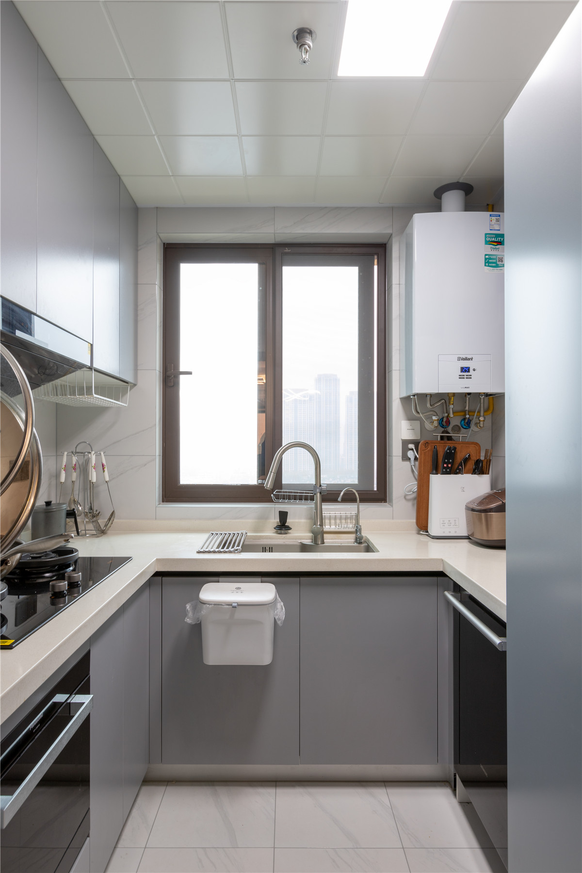 武漢金科城現(xiàn)代風(fēng)格裝修效果圖 武漢金科城現(xiàn)代風(fēng)格裝修效果圖