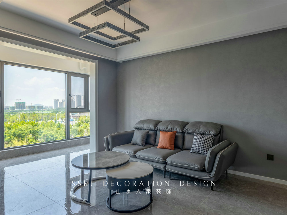 融創(chuàng)城90平現(xiàn)代風格裝修效果圖