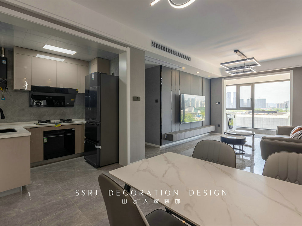 融創(chuàng)城90平現(xiàn)代風格裝修效果圖