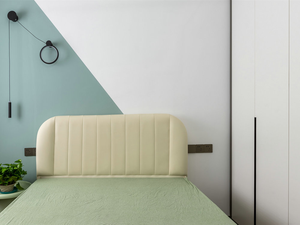 愛家名校華城現(xiàn)代風(fēng)格復(fù)式樓裝修效果圖