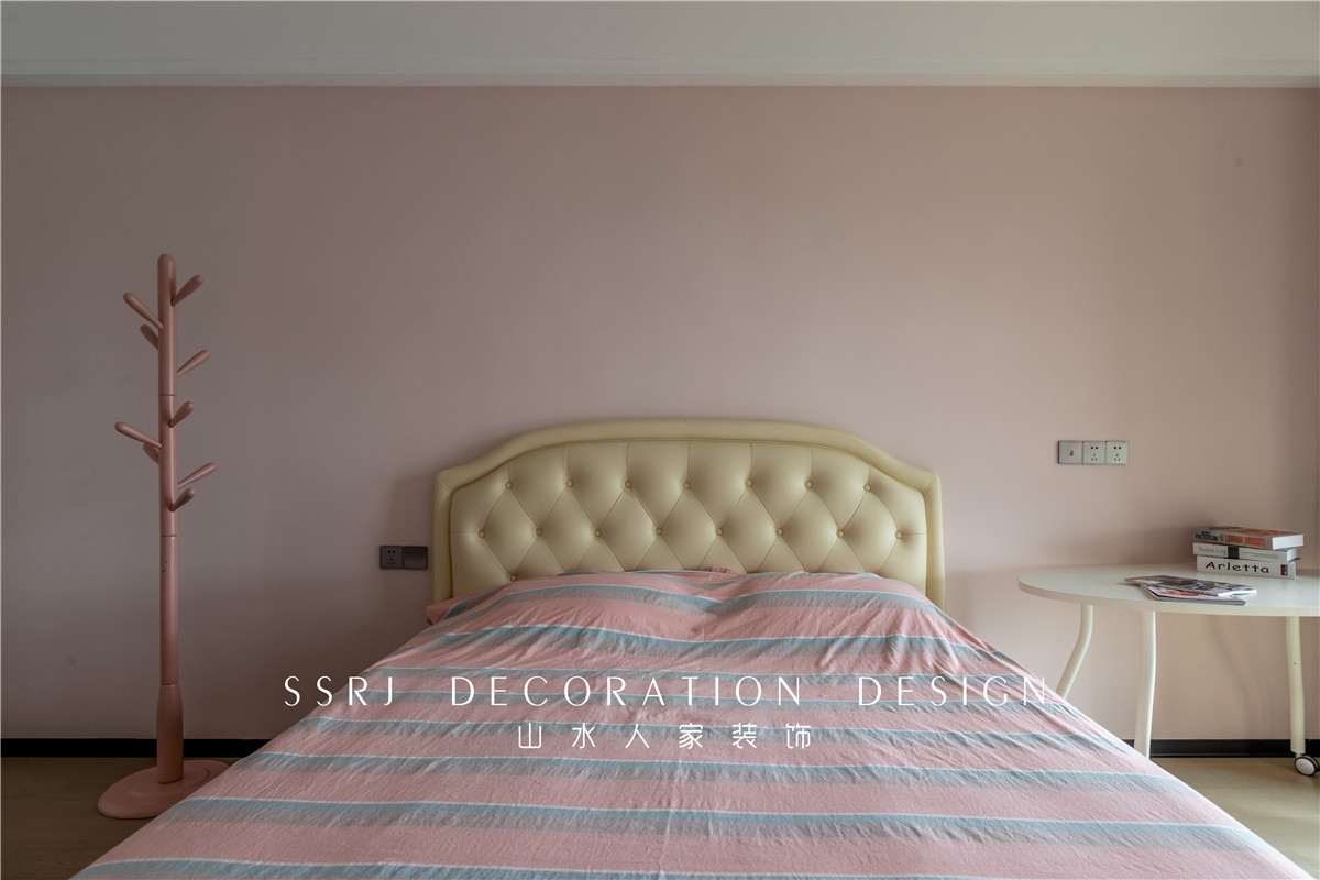 月湖琴聲286平現(xiàn)代風(fēng)格裝修效果圖 月湖琴聲286平現(xiàn)代風(fēng)格裝修效果圖