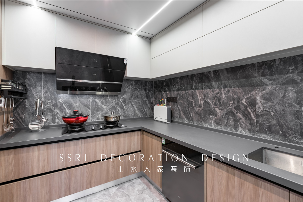 世紀(jì)江尚意式輕奢風(fēng)格裝修效果圖