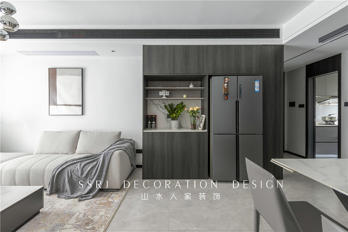 開放式陽(yáng)臺(tái)和封閉式陽(yáng)臺(tái)哪個(gè)好