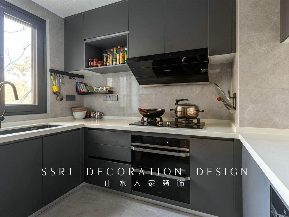 中建鉑公館139平現(xiàn)代風(fēng)格裝修效果圖 中建鉑公館139平現(xiàn)代風(fēng)格裝修效果圖