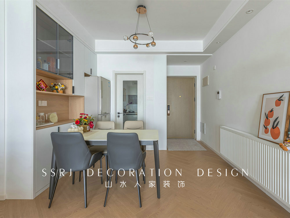 東湖城簡(jiǎn)約奶油風(fēng)格裝修效果圖