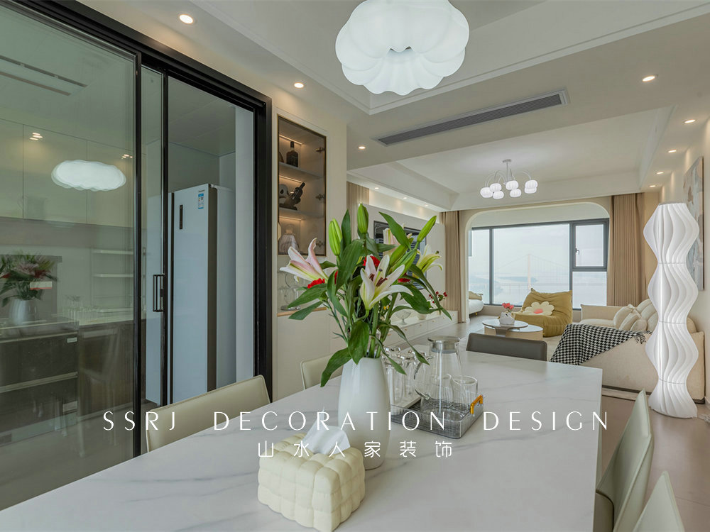 融創(chuàng)望江府133平現(xiàn)代簡(jiǎn)約風(fēng)格裝修效果圖