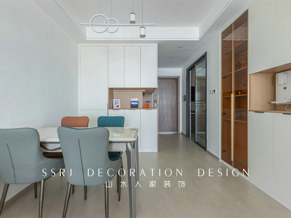 融創(chuàng)望江府113平現(xiàn)代簡約風格裝修效果圖