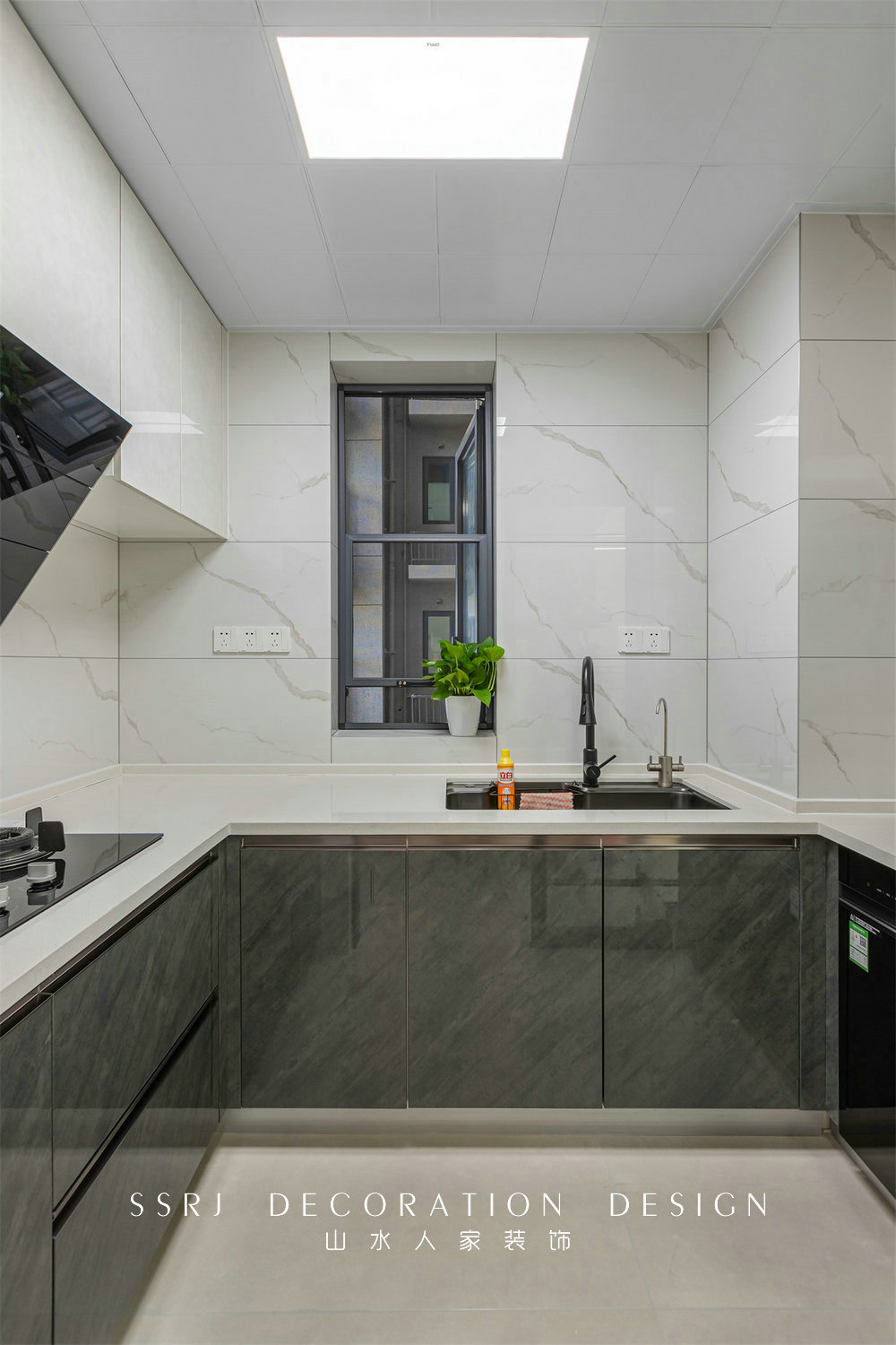 融創(chuàng)望江府113平現(xiàn)代簡約風格裝修效果圖