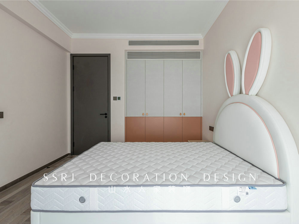 聯(lián)通佳苑170平現(xiàn)代風格裝修效果圖