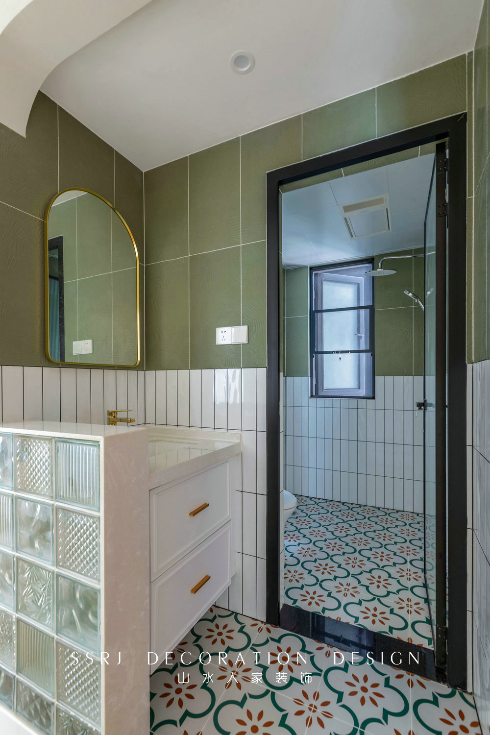 融創(chuàng)城94平法式復古風格裝修效果圖