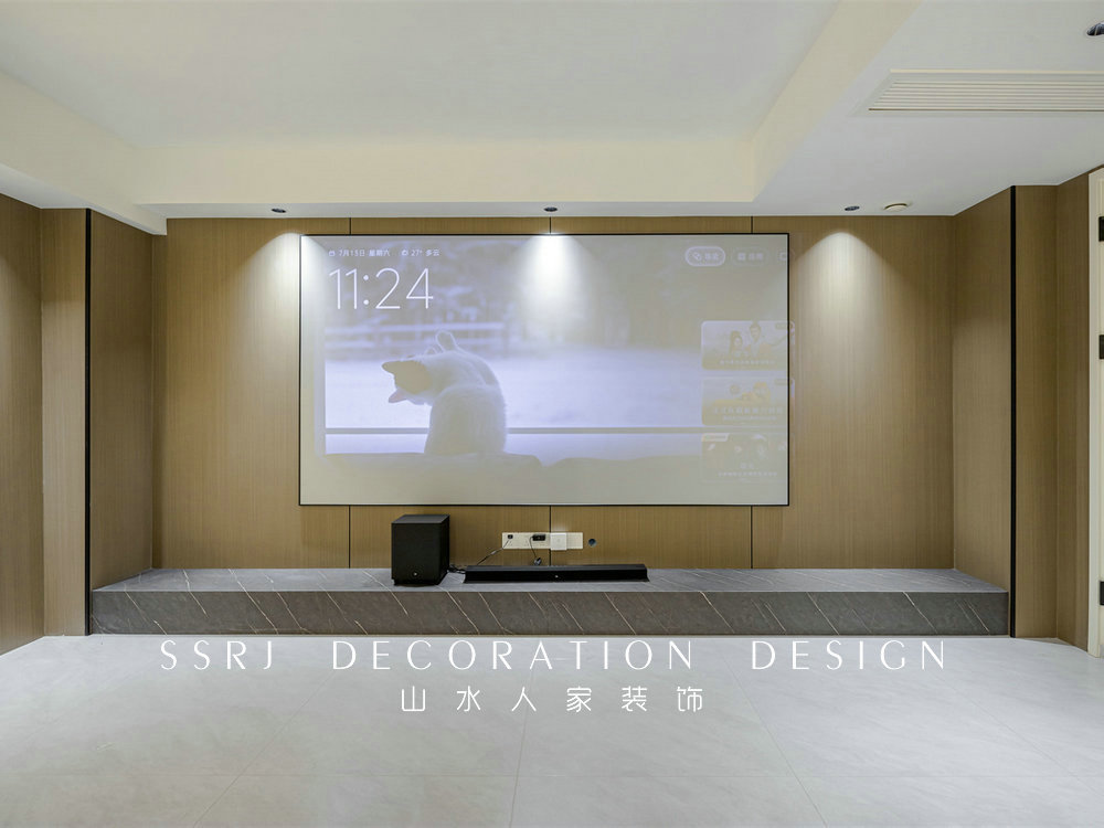 綠地中央廣場320平現(xiàn)代風格裝修效果圖