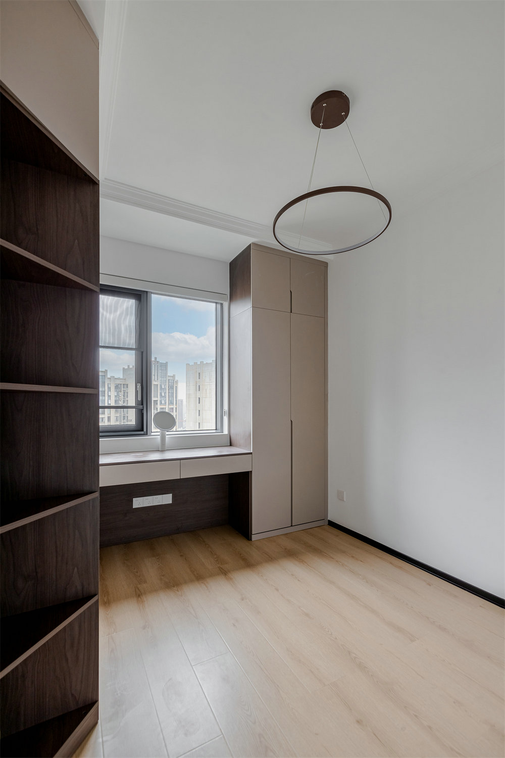 聯(lián)發(fā)九都府120平現(xiàn)代風(fēng)格裝修效果圖