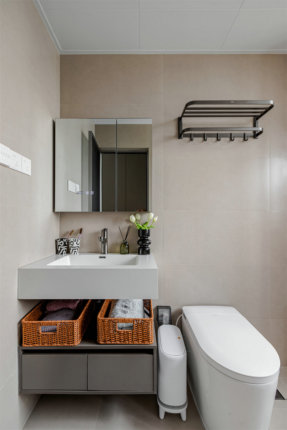 聯(lián)發(fā)九都府120平現(xiàn)代風(fēng)格裝修效果圖