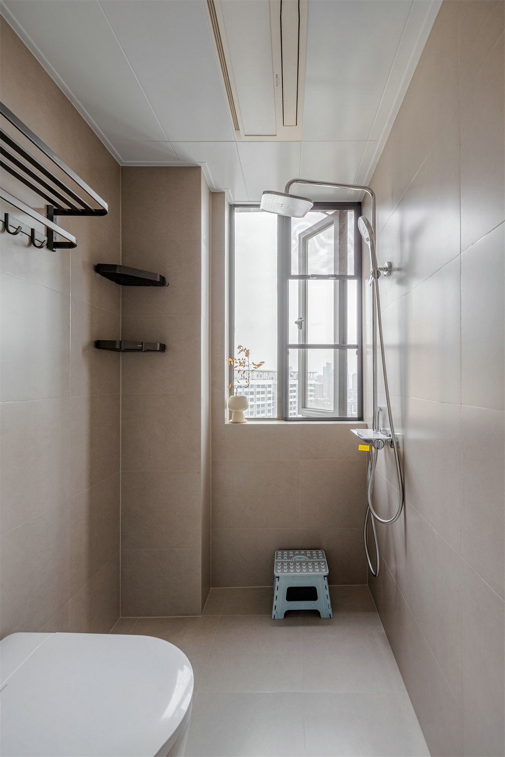 聯(lián)發(fā)九都府120平現(xiàn)代風(fēng)格裝修效果圖