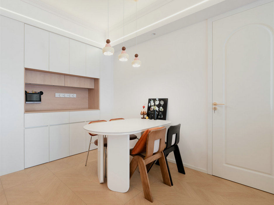 星譽國際云居127平現(xiàn)代奶油風格裝修效果圖