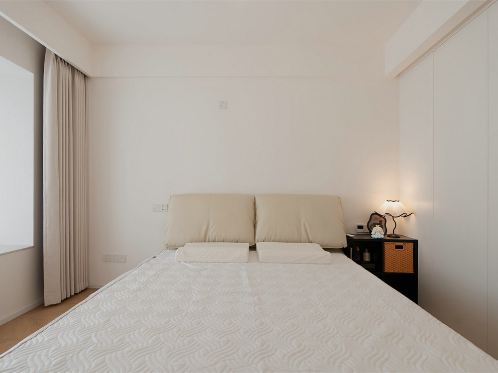 星譽國際云居127平現(xiàn)代奶油風格裝修效果圖