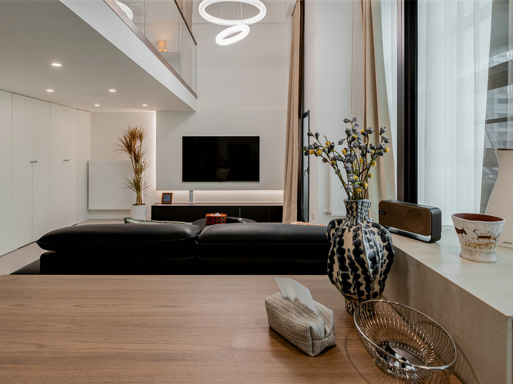 碧樂城50平loft現(xiàn)代風(fēng)格裝修效果圖