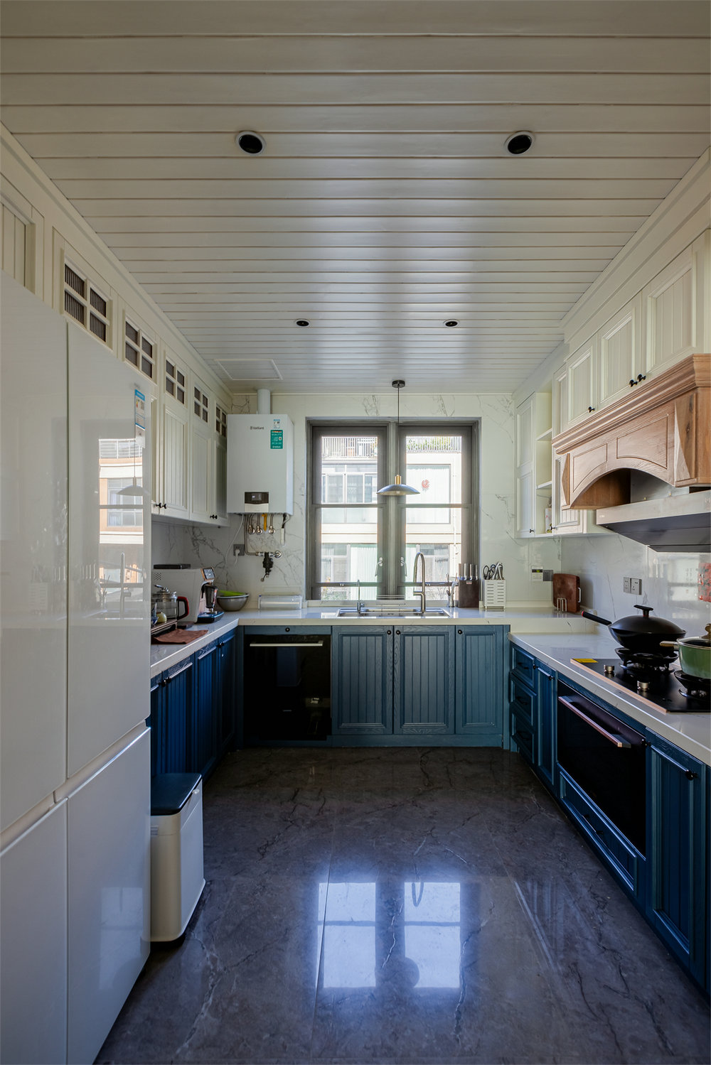 長源假日港灣別墅現(xiàn)代美式風(fēng)格別墅裝修效果圖