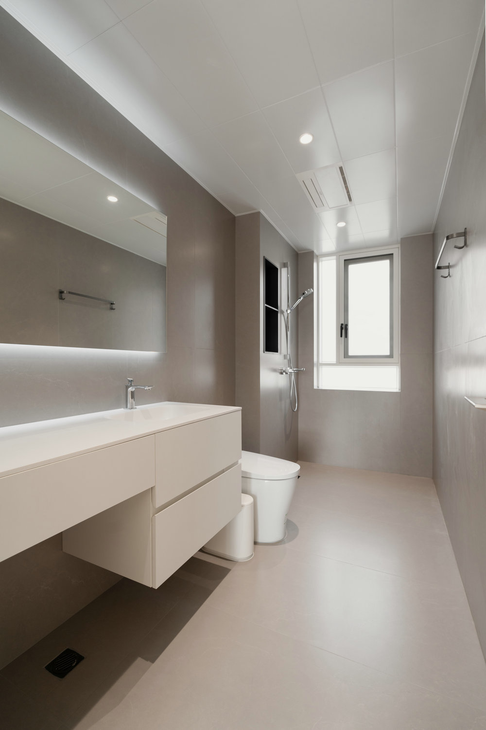 友誼國(guó)際沙湖苑121平現(xiàn)代風(fēng)格裝修效果圖