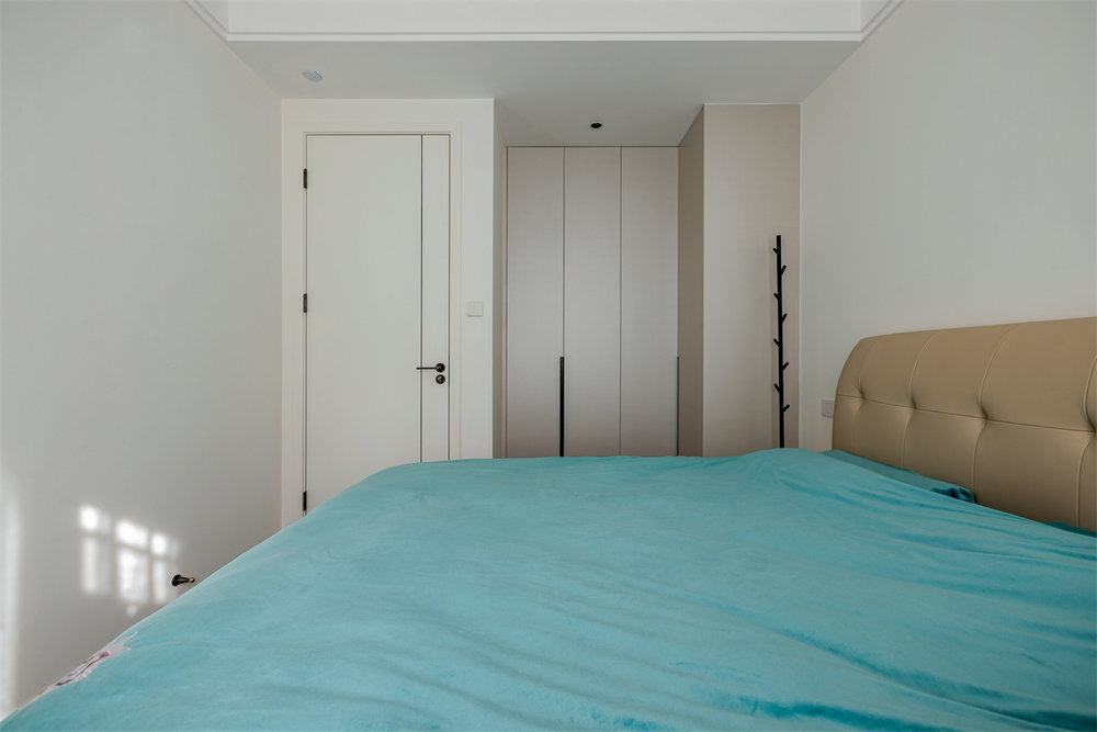 中建大公館101平現(xiàn)代風(fēng)格裝修效果圖