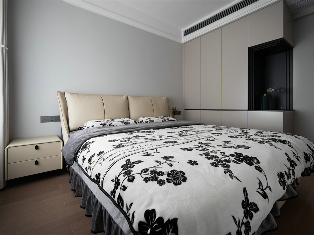 永泰時(shí)代95平現(xiàn)代輕奢風(fēng)格裝修效果圖