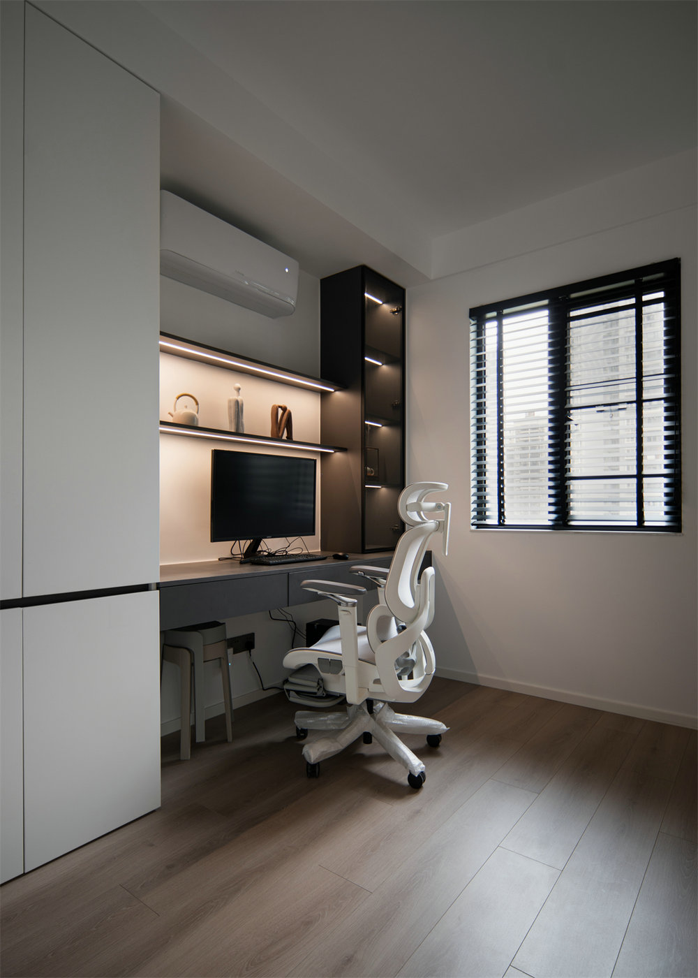 漢陽印象135平現(xiàn)代風(fēng)格裝修效果圖