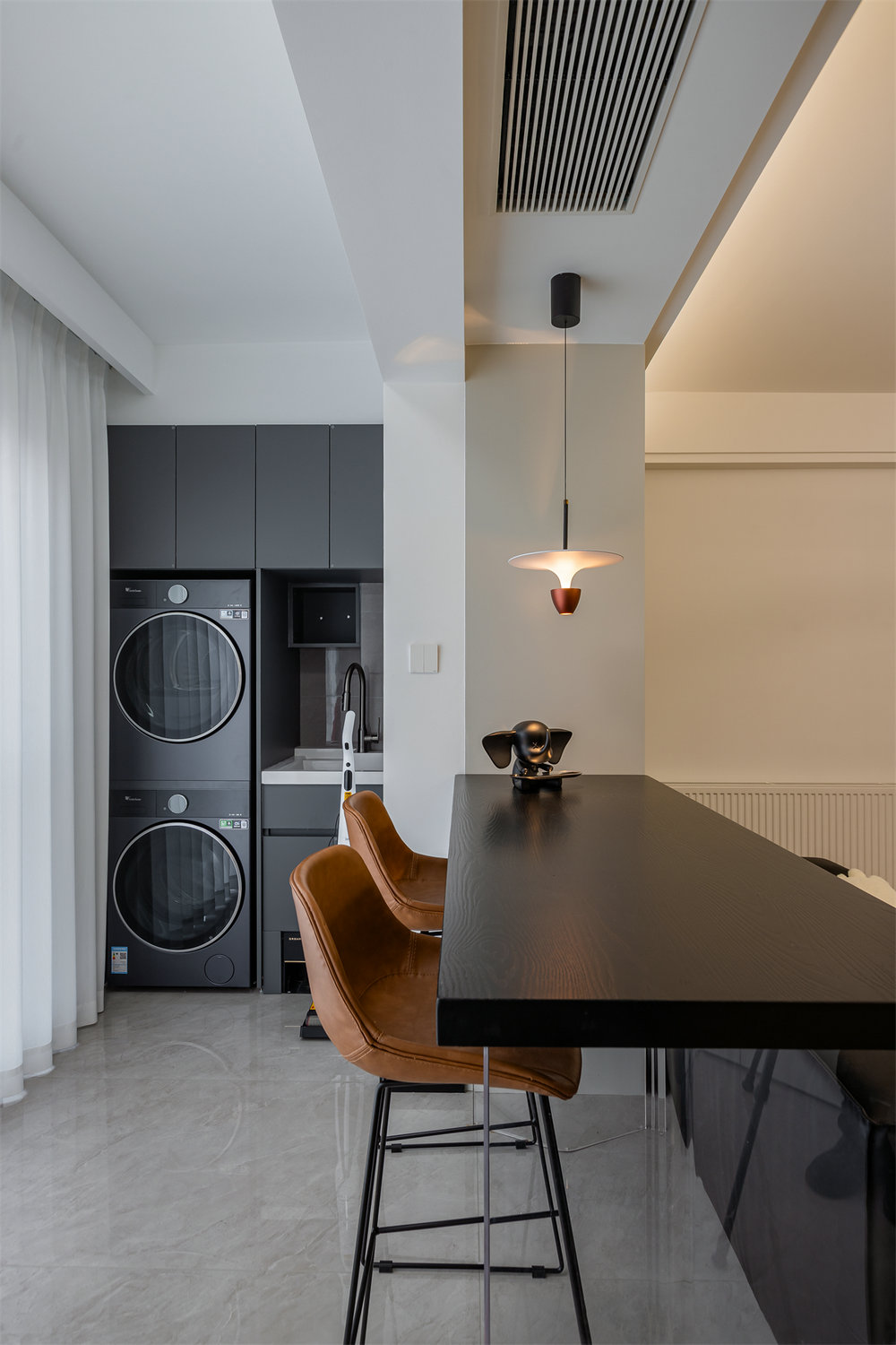 海林廣場(chǎng)123平現(xiàn)代風(fēng)格裝修效果圖