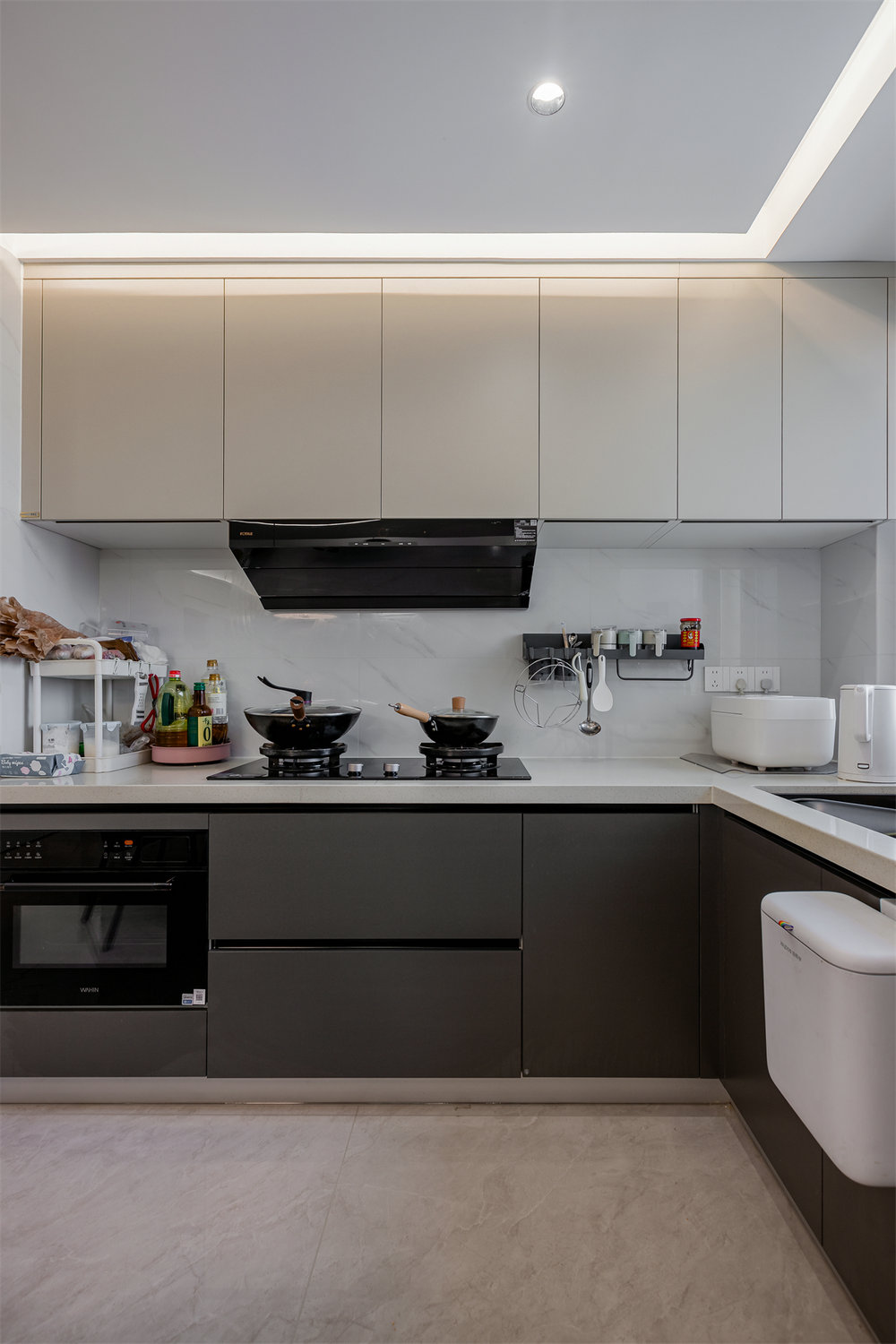 海林廣場(chǎng)123平現(xiàn)代風(fēng)格裝修效果圖