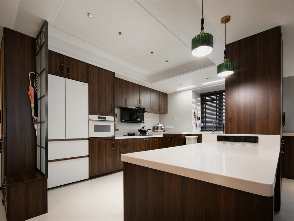 鵬湖灣180平中古風(fēng)格裝修效果圖