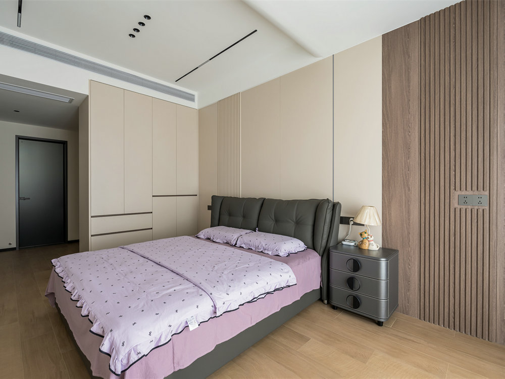 臨空香廷300平現(xiàn)代風(fēng)格裝修效果圖