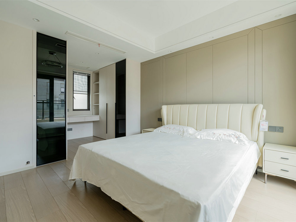 金地長江藝境230平現(xiàn)代輕奢風格裝修效果圖