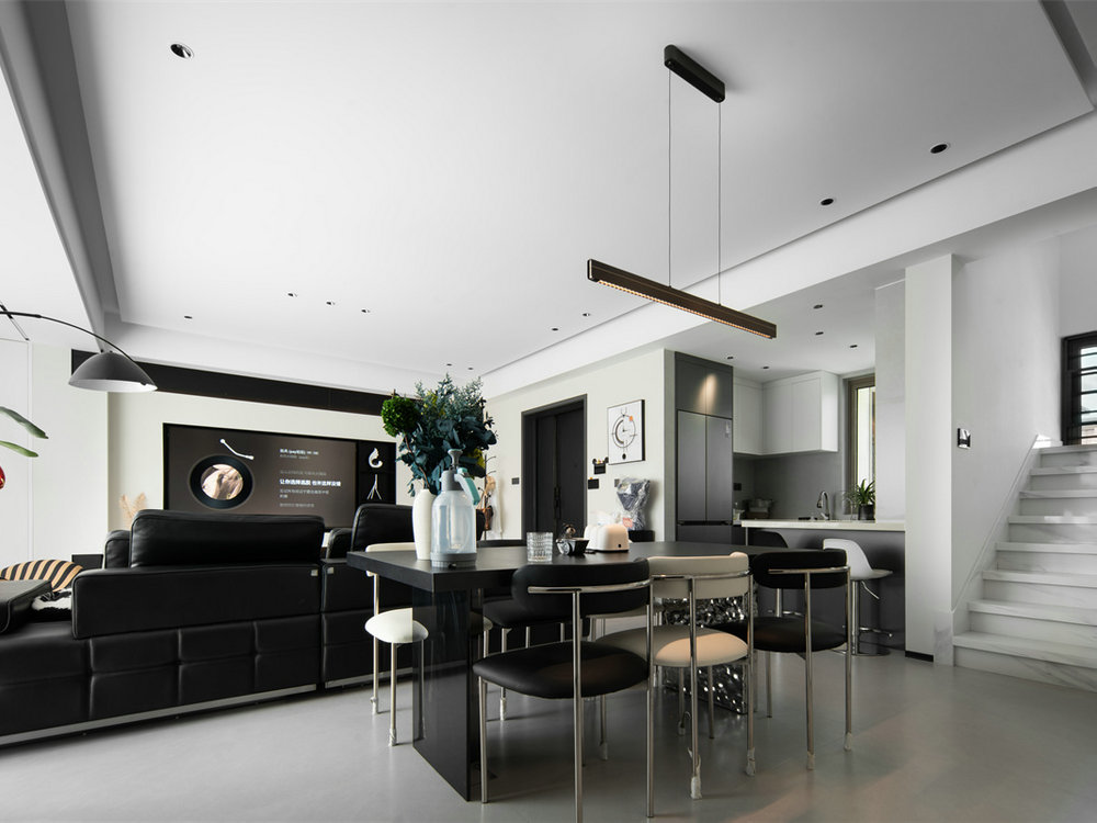 新希望錦粼九里169平現(xiàn)代風(fēng)格疊拼別墅裝修效果圖