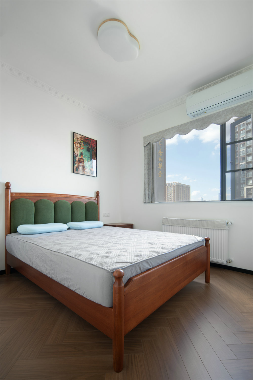 新長江香榭琴臺104平中古風(fēng)格裝修效果圖