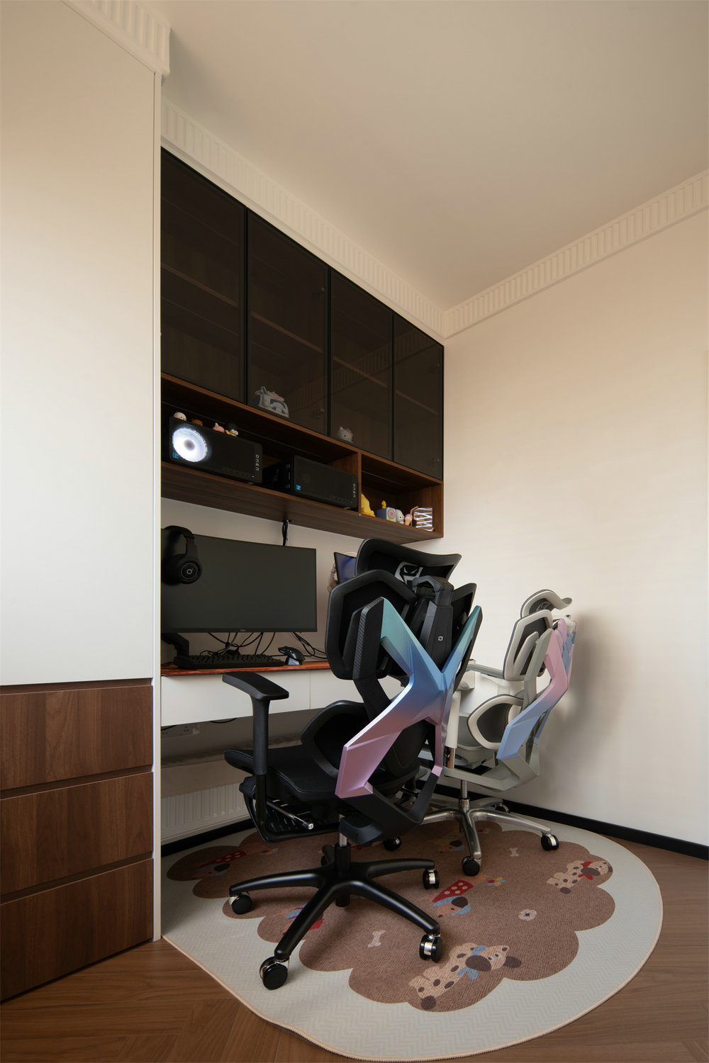 新長江香榭琴臺104平中古風(fēng)格裝修效果圖