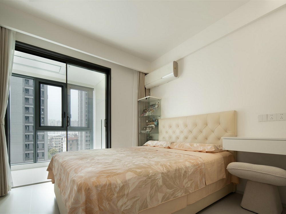 中交澄園130平現(xiàn)代極簡風(fēng)格裝修效果圖