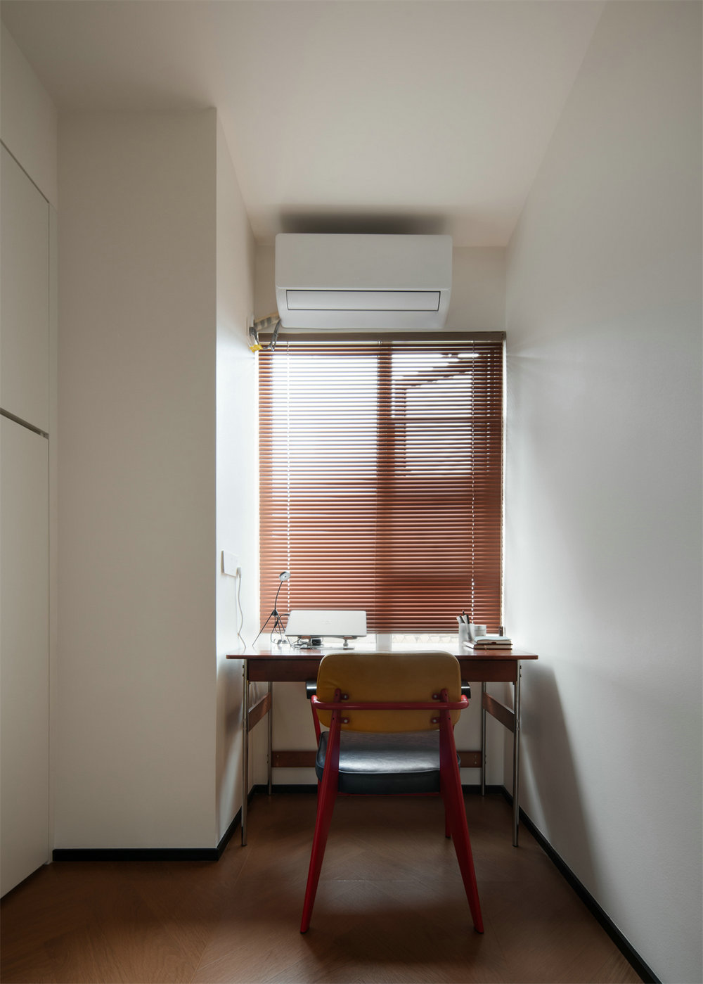 美院幸福里70平中古風(fēng)格裝修效果圖