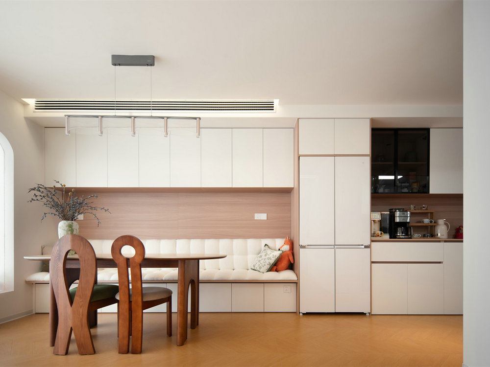 二十四城98平簡約原木風(fēng)格裝修效果圖