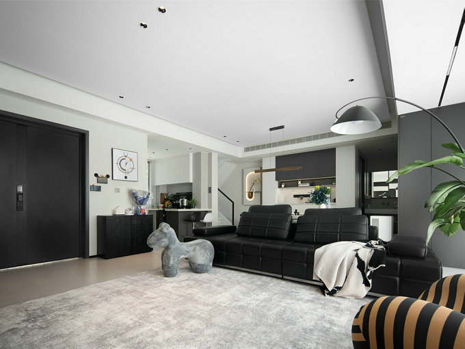 裝修陽臺要裝門嗎