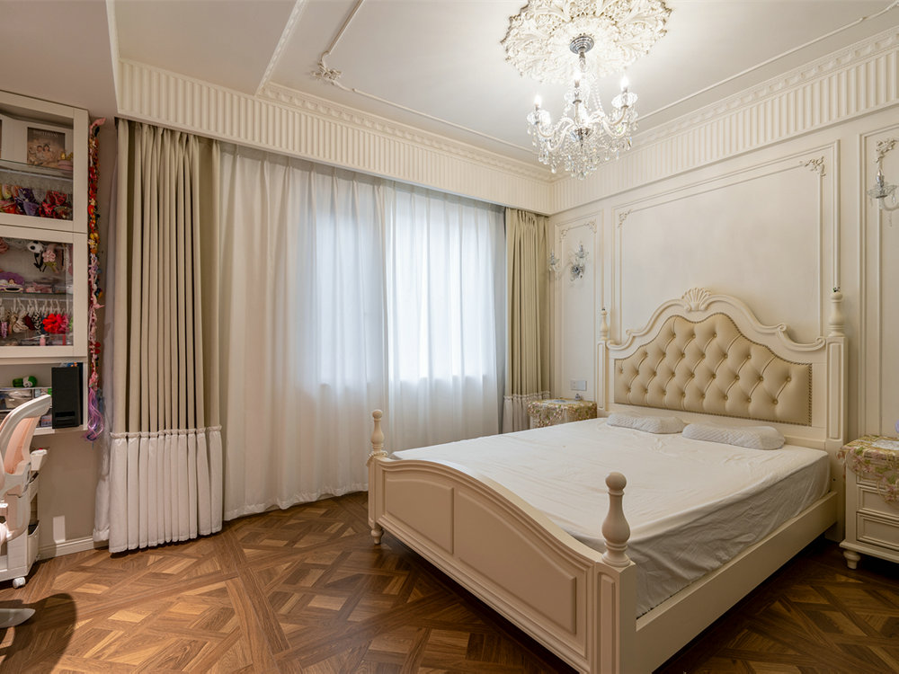 碧樂(lè)城220平中古法式風(fēng)格裝修效果圖