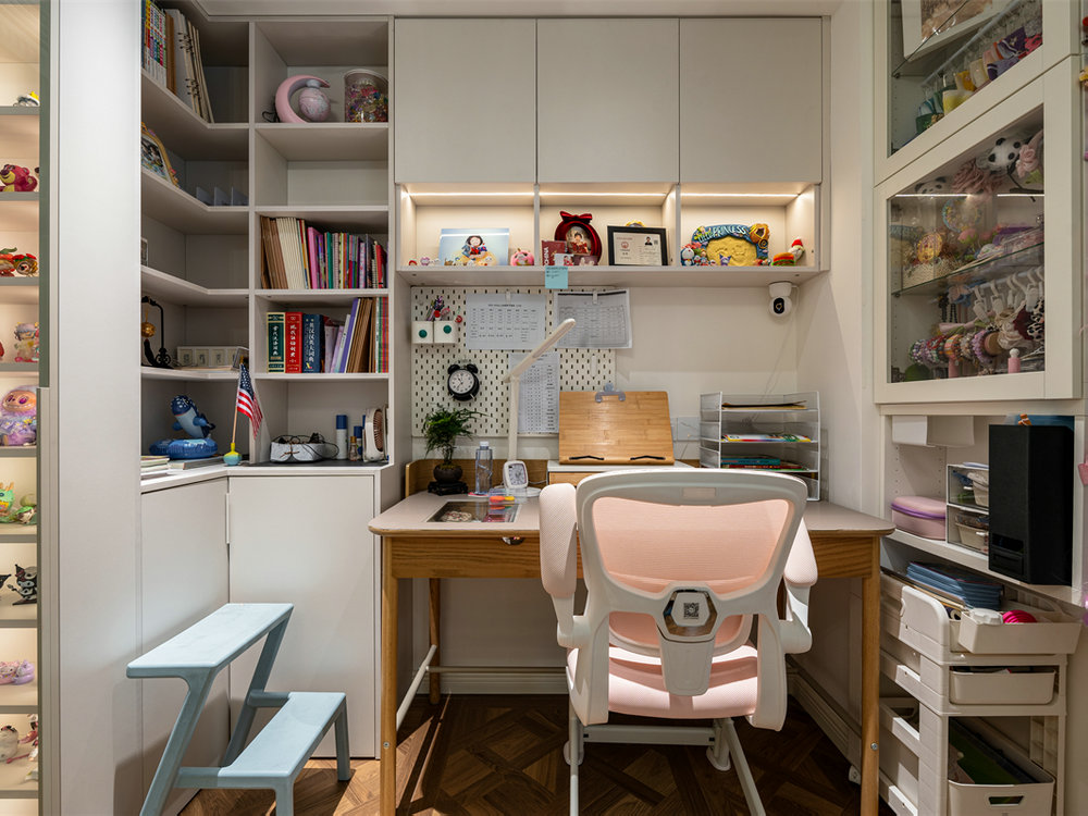 碧樂(lè)城220平中古法式風(fēng)格裝修效果圖