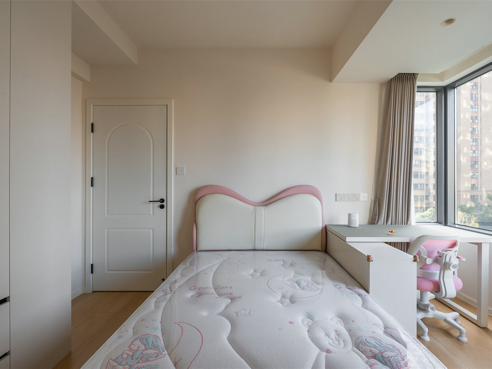 美聯(lián)城觀120平奶油風(fēng)格裝修效果圖