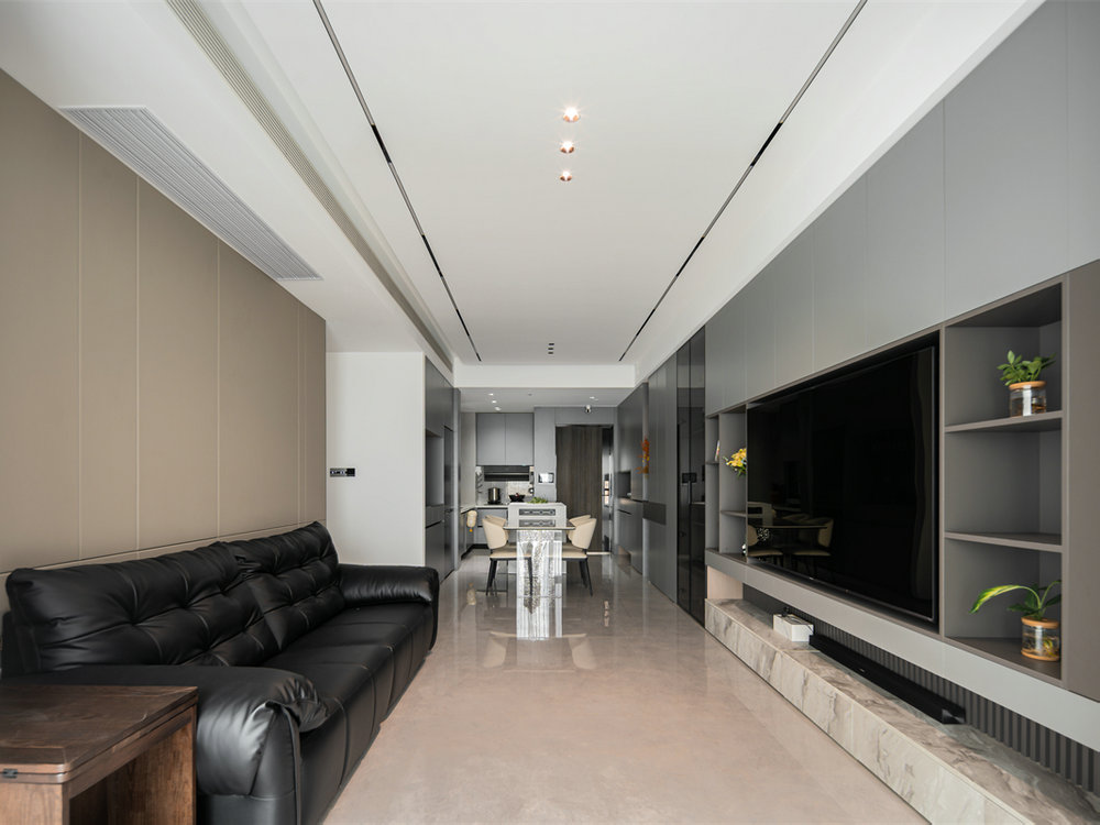 月亮灣137平現(xiàn)代風格裝修效果圖