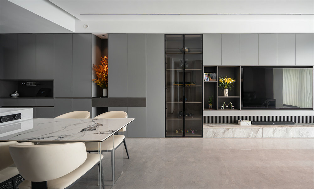 月亮灣137平現(xiàn)代風格裝修效果圖