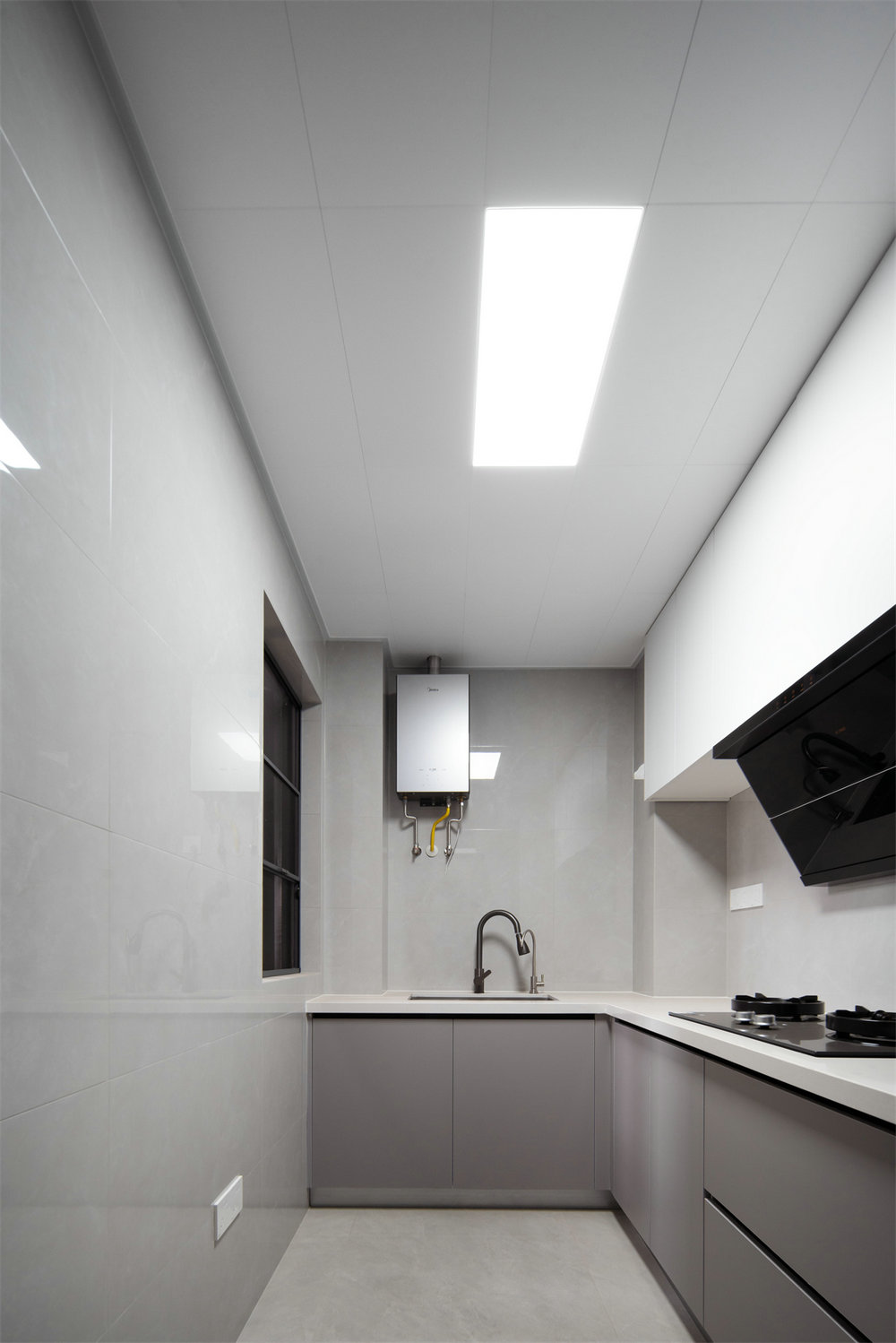 中建福地星城96平現(xiàn)代簡約風(fēng)格裝修效果圖