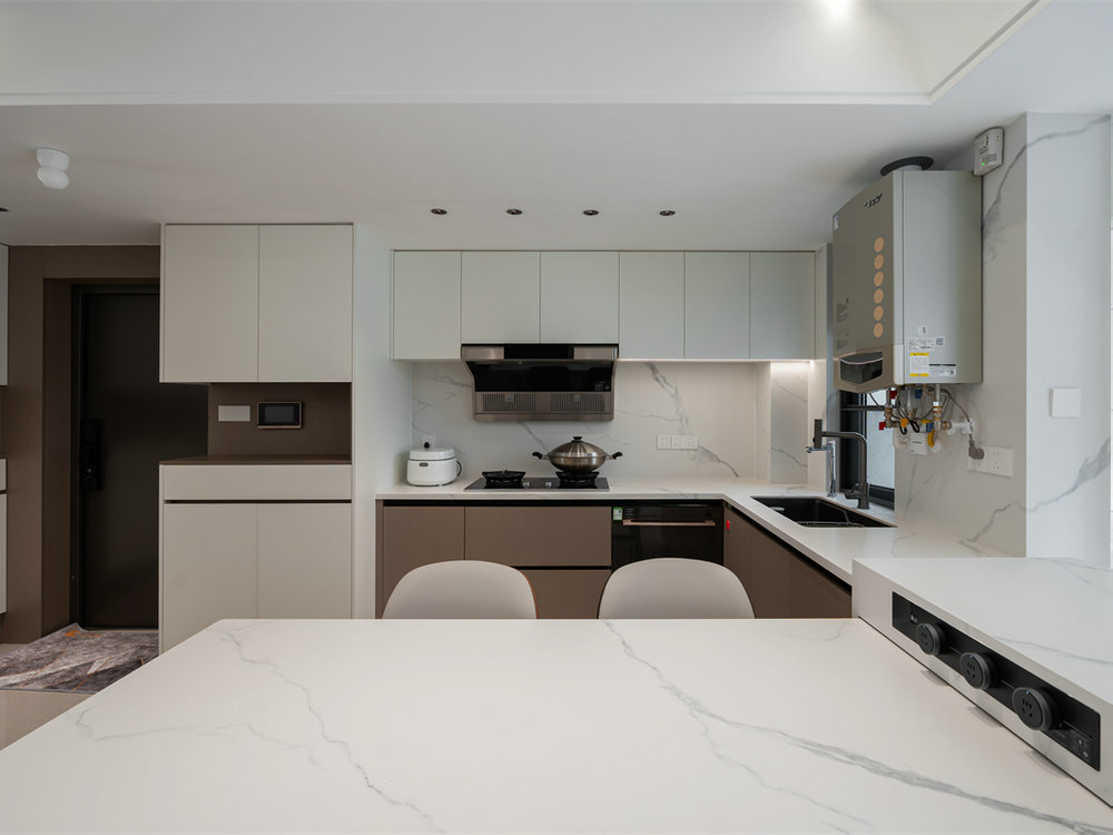 保利城140平現(xiàn)代簡約風(fēng)格裝修效果圖