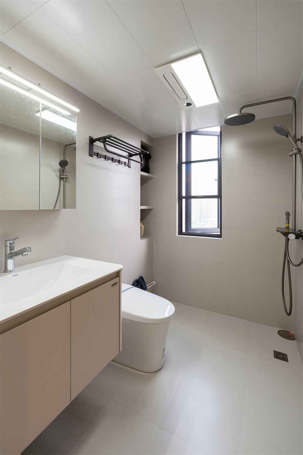 保利城140平現(xiàn)代簡約風(fēng)格裝修效果圖