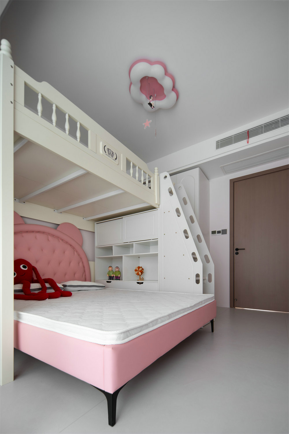 中交澄園130平現(xiàn)代風(fēng)格裝修效果圖